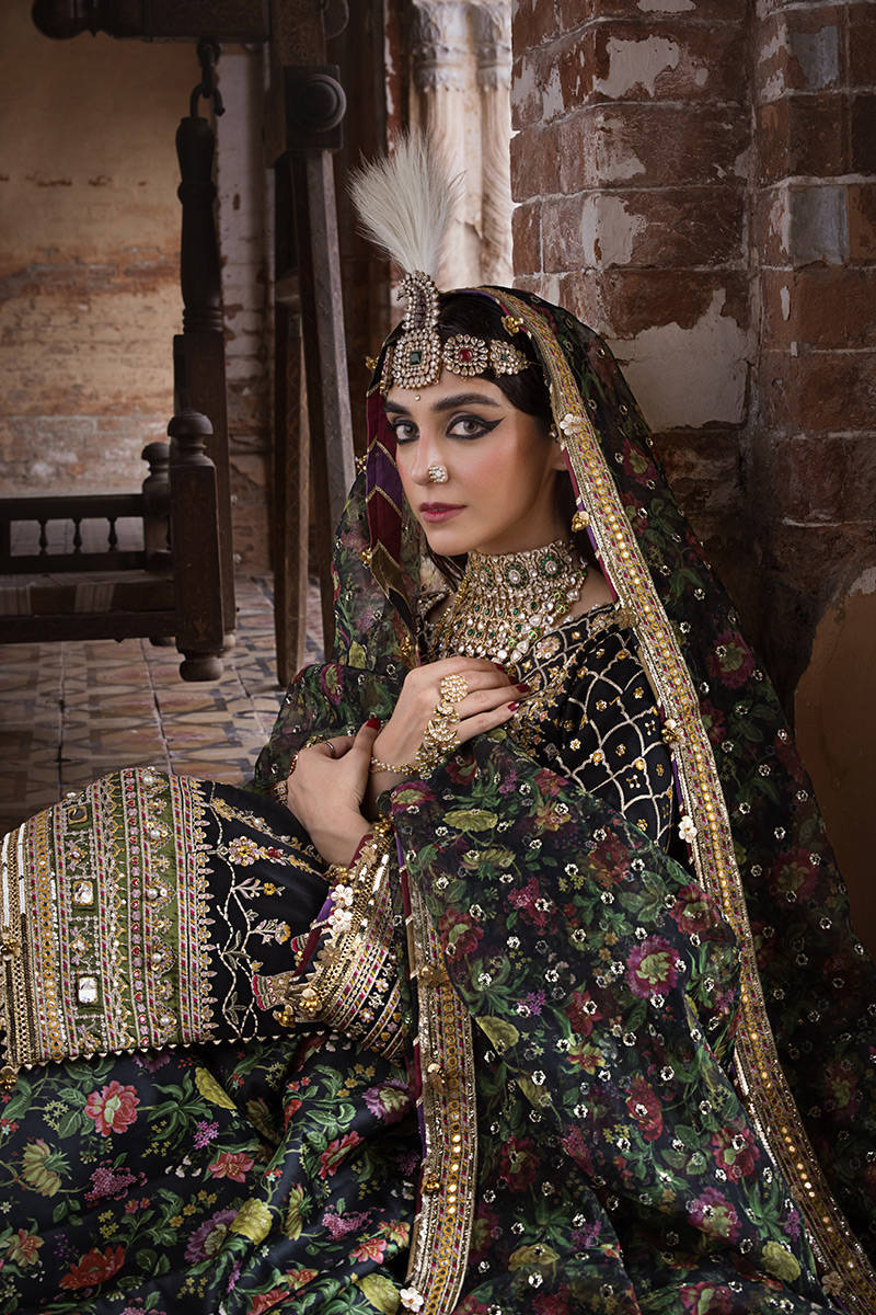pakistani dresses
indian dresses
mehndi dress
barat dress
walima dress
reception
bidal dresses
party wear
stone work
lehanga choli
maxi gown
latest collecction
trending dresses
2024
latest design
designer dresses
latest lehanga collection
mohsin naveed ranjha koyal