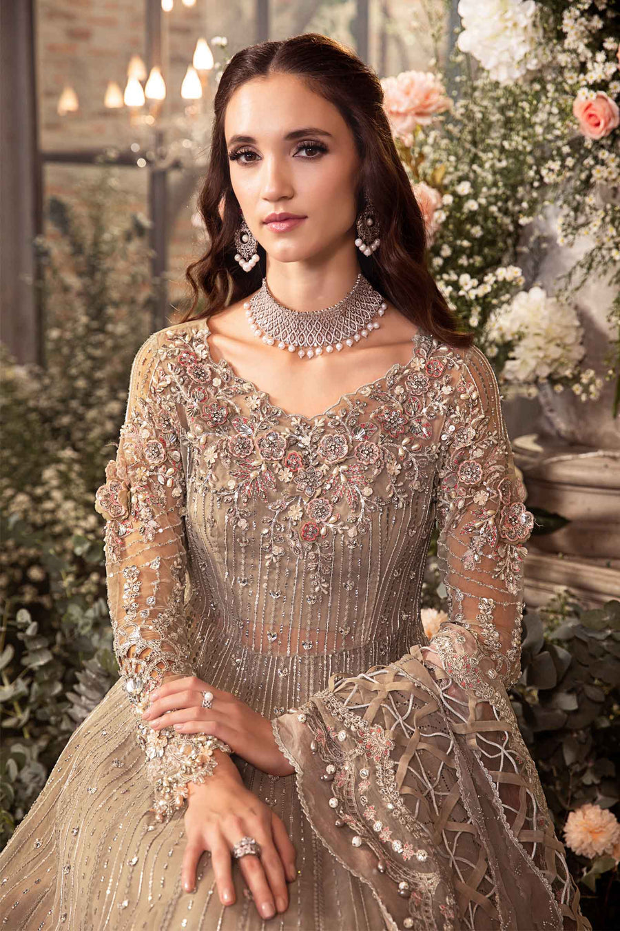 #usaindians #ukindians #ukindianfashion #ukpakistanifaishon #ukpakistaniclothes #ukpakistani #canadafashion #australiaindians #australianpak #newarrivals #pakistanisuits #indianwedding #sareefashion #pakistaniwedding #womensfashion #weddingsarees #maxidress #weddingseason #lehengacholi #shalwarkameez #shalwarkameezsuit #lehengacollection Elegant Pakistani Embroidered Bridal Wedding Stitched Dresses Collection