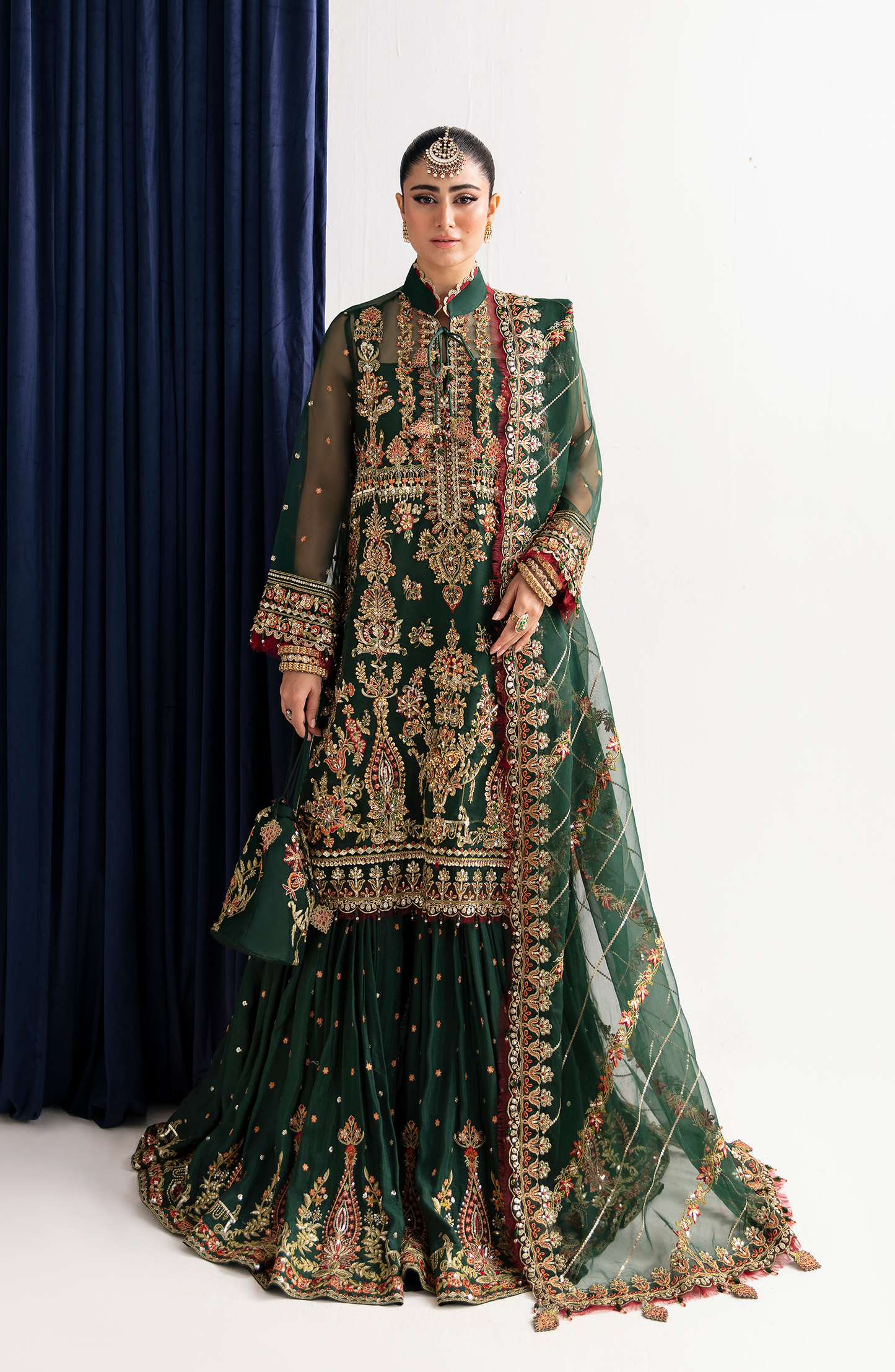 #newarrivals #pakistanisuits #indianwedding #sareefashion #pakistaniwedding #womensfashion #weddingsarees #maxidress #weddingseason #weddingdress #lehenga #lehengacholi #shalwarkameez #shalwarkameezuk #shalwarkameezsuit #shalwarkameezsuit #lehangacholidesigns #lehengacollection #lehengagoals #maxidressseasoninfulleffect Elegant Pakistani Embroidered Wedding Stitched Dresses Collection