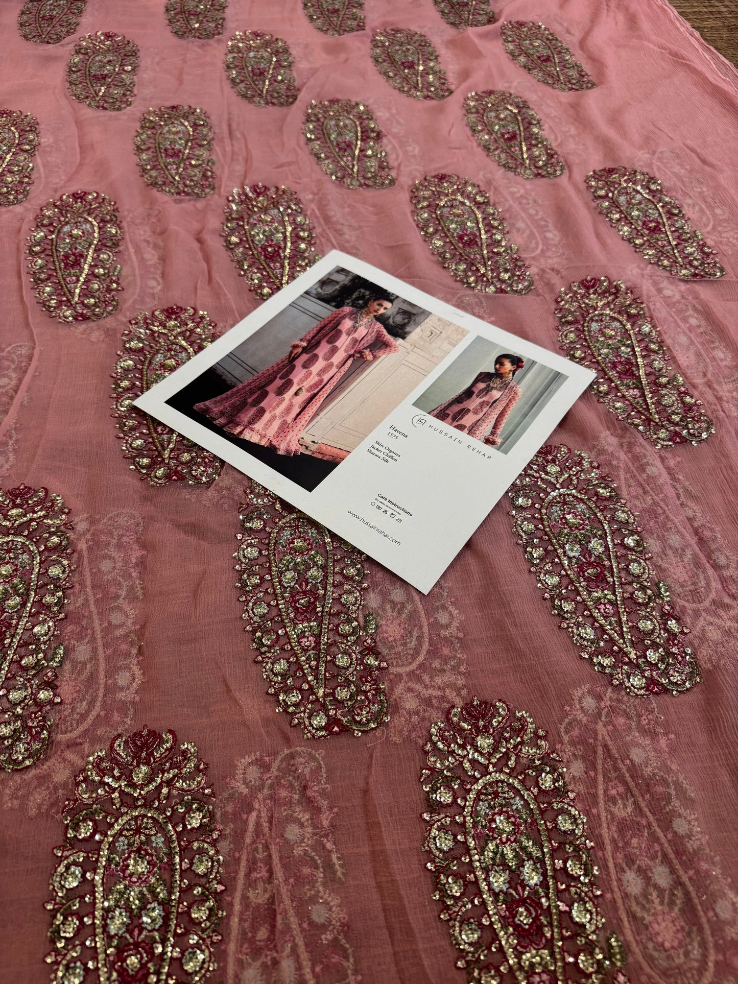 Pink Outfit HR