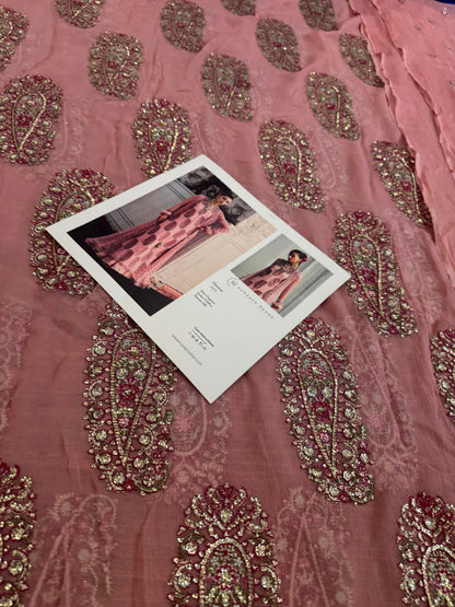 Pink Outfit HR