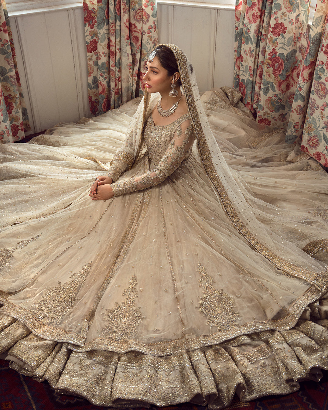 #usaindians #ukindians #ukindianfashion #ukpakistanifaishon #ukpakistaniclothes #ukpakistani #canadafashion #australiaindians #australianpak #newarrivals #pakistanisuits #indianwedding #sareefashion #pakistaniwedding #womensfashion #weddingsarees #maxidress #weddingseason #lehengacholi #shalwarkameez #shalwarkameezsuit #lehengacollection  Elegant Pakistani Embroidered Bridal Wedding Stitched Dresses Collection
