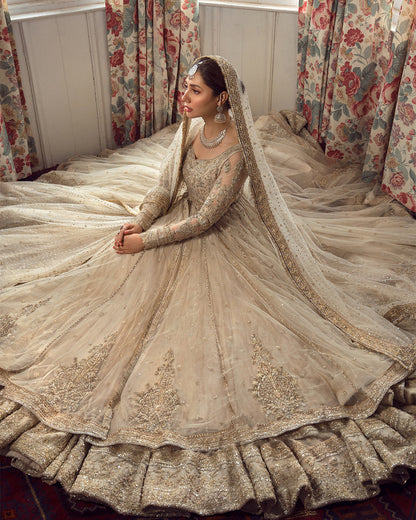 #usaindians #ukindians #ukindianfashion #ukpakistanifaishon #ukpakistaniclothes #ukpakistani #canadafashion #australiaindians #australianpak #newarrivals #pakistanisuits #indianwedding #sareefashion #pakistaniwedding #womensfashion #weddingsarees #maxidress #weddingseason #lehengacholi #shalwarkameez #shalwarkameezsuit #lehengacollection  Elegant Pakistani Embroidered Bridal Wedding Stitched Dresses Collection